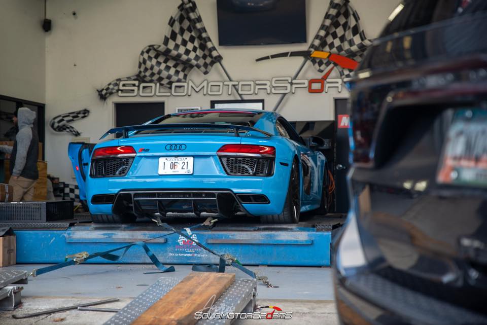 SMSTuned Mexico Blue Audi R8 V10 with Eurowise Race Exhaust installation