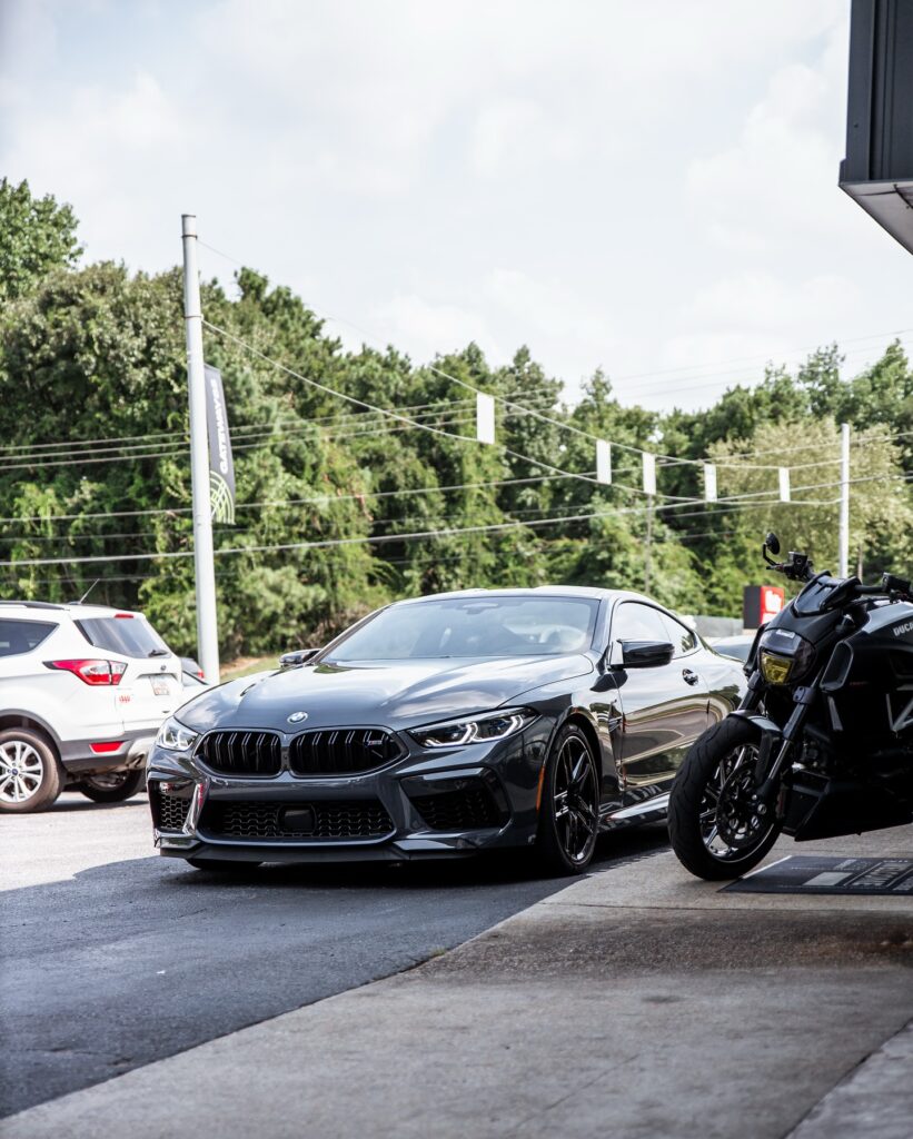Fitment | Bagged 2021 BMW M8 Competition Air Lift Performance