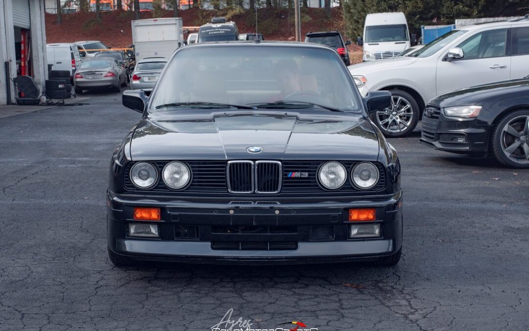 It’s ///M-onday! Let’s Respect our Elders with this GORGEOUS BMW E30 M3