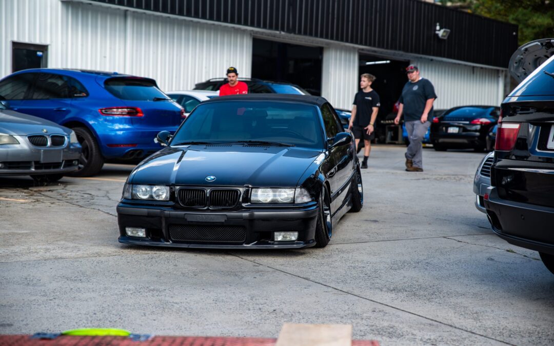 Solo Highlight Griffen’s MTechnic Spec Broadway Static BMW E36 328i