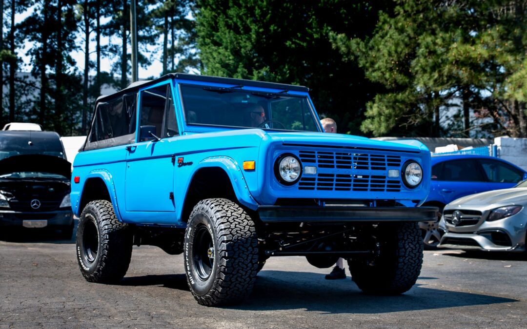 Extreme Restomod: Vintage Bronco built Coyote Swapped Classic Ford Bronco