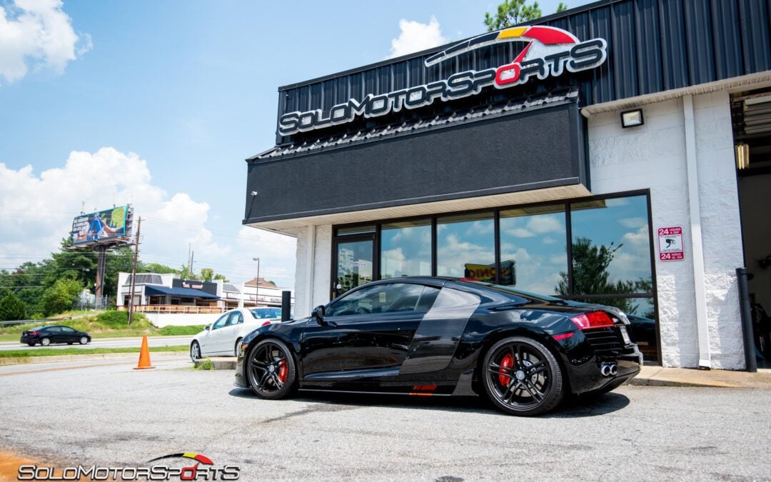 Audi R8 V8