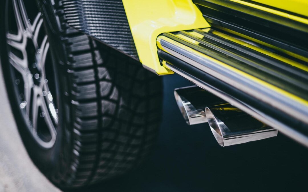 SMSTuned German Monster Truck: Mercedes Benz G550 4×4