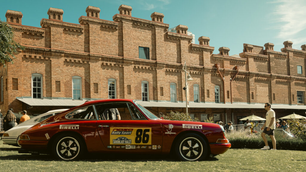 Red 911